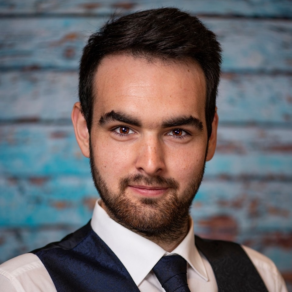 Peter László Libraservices rólunk